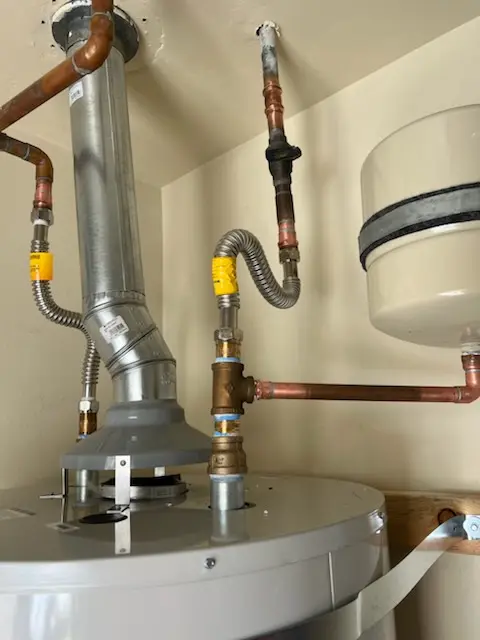 Water heater installation and plumbing repair in St. Thomas